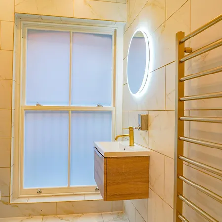New Luxurious Stunning Block Apartments In Central Londres Extérieur photo