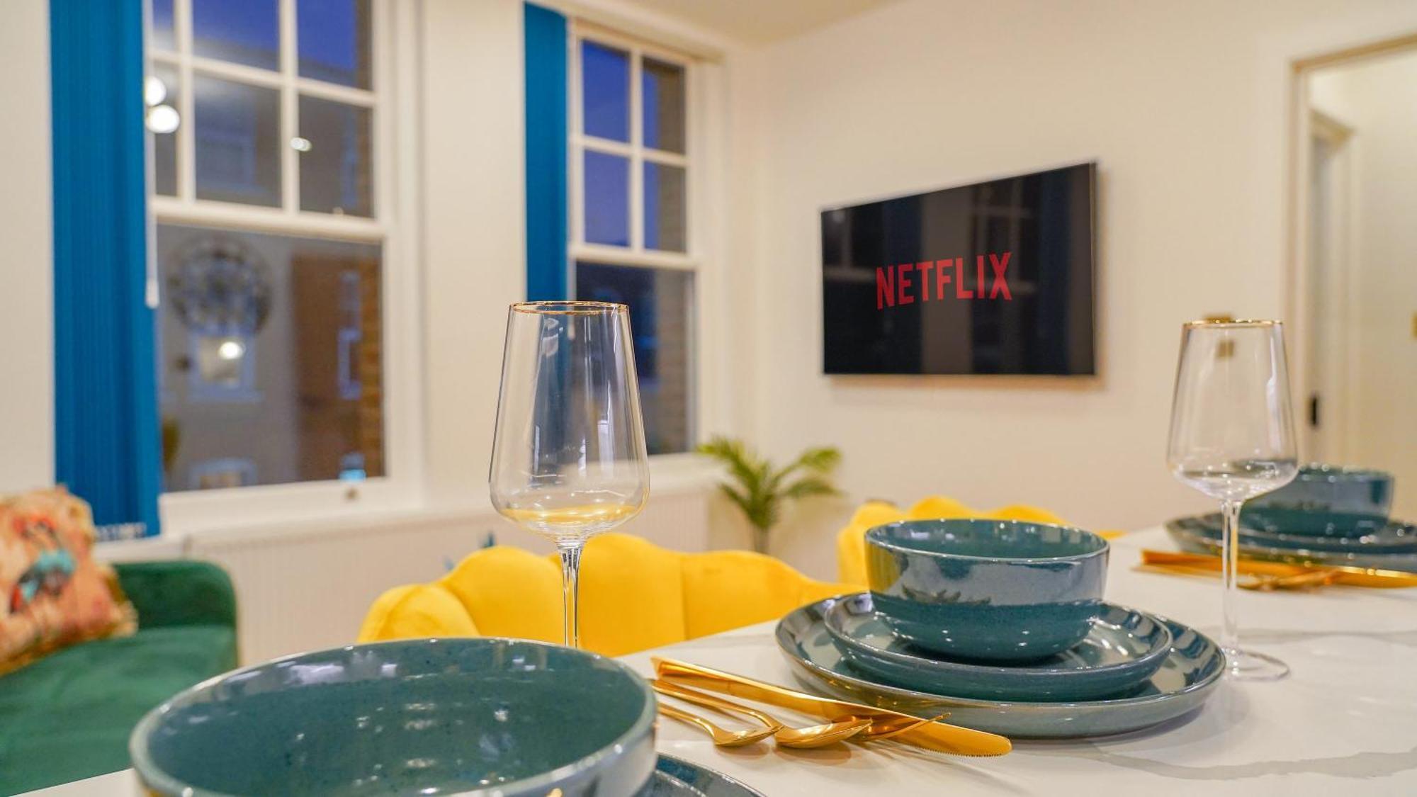 New Luxurious Stunning Block In Appartement Londres